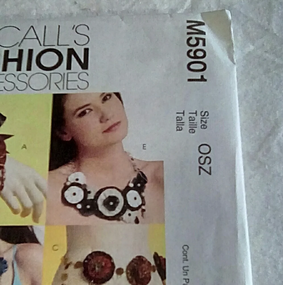 McCall's M5901 Yo-Yo treatments for accessories